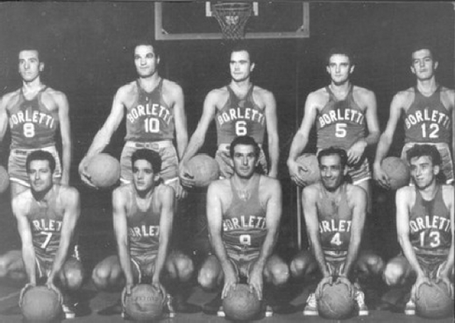 Formazione della Borletti campione d’Italia 1954: Gamba, Sforza, Romanutti, Pagani, Galletti, sotto: Stefanini, Padovan, Rubini allenatore e giocatore, Reina, Rigamonti.